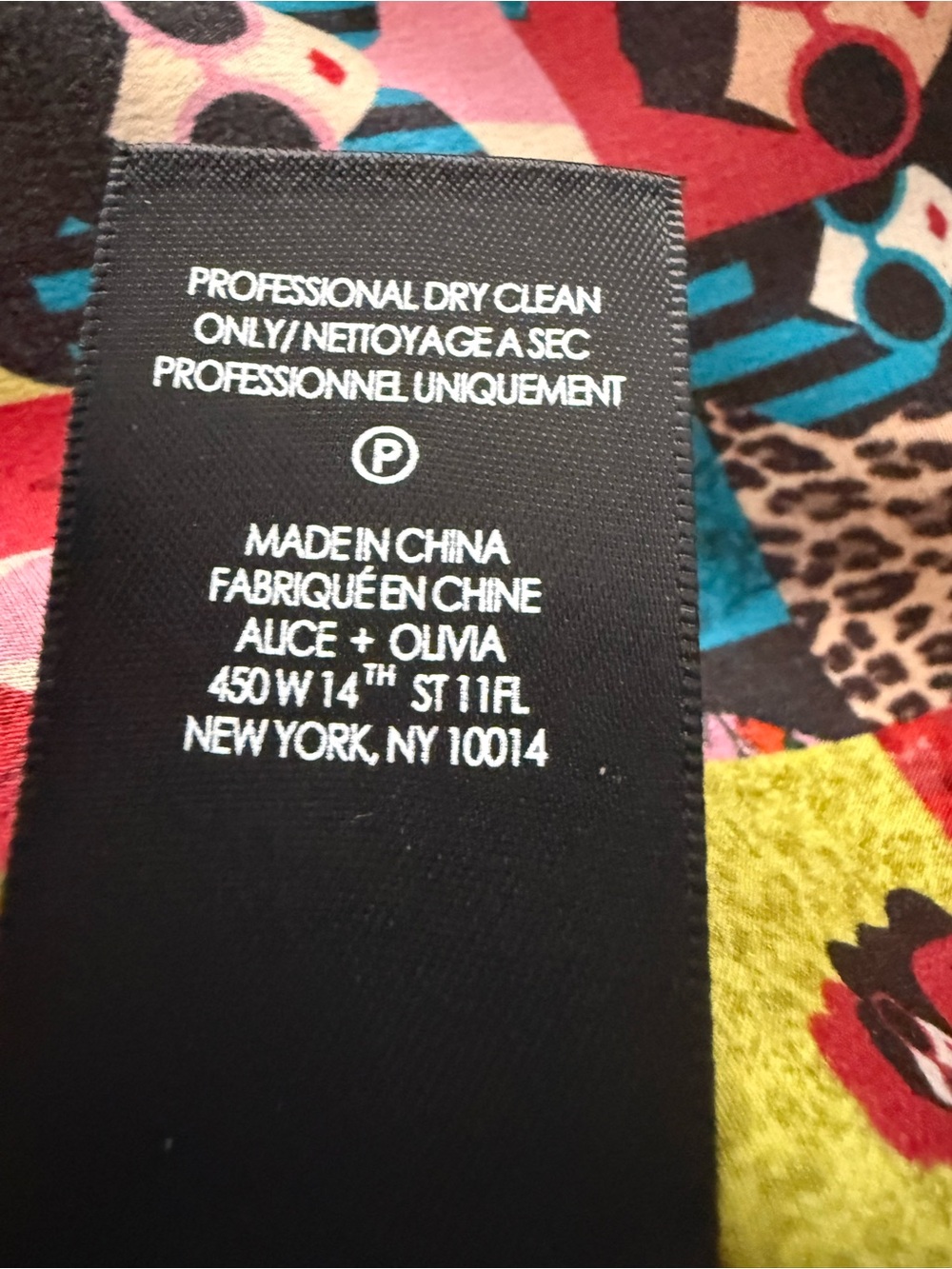 Alice + Olivia Multicolor Pop Art Print Blouse - Picture 10 of 10